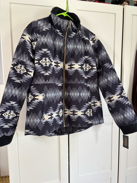 Pendleton Jackets & Blazers - Pendleton Geometric Aztec Print Puffer Jacket - Black Gray Cream